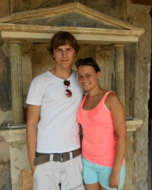 Valiant and Demelza as teenagers on an early trip to Italy